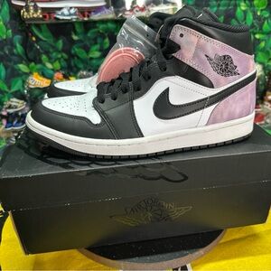 Jordan 1 Mid SE ‘Zen Master’ Size 8M/9.5W